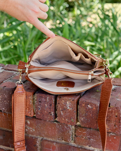 Ariana Crossbody Black VQ