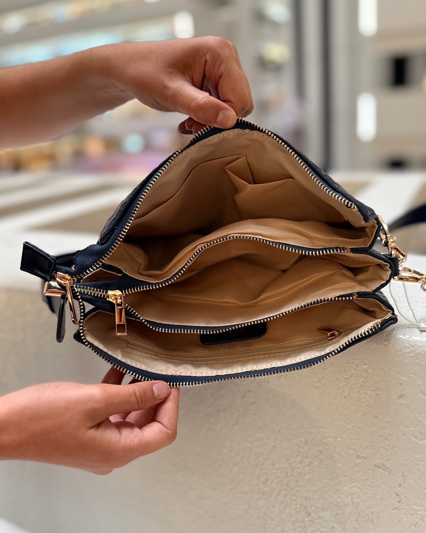 Ariana Crossbody Spotted Saddle