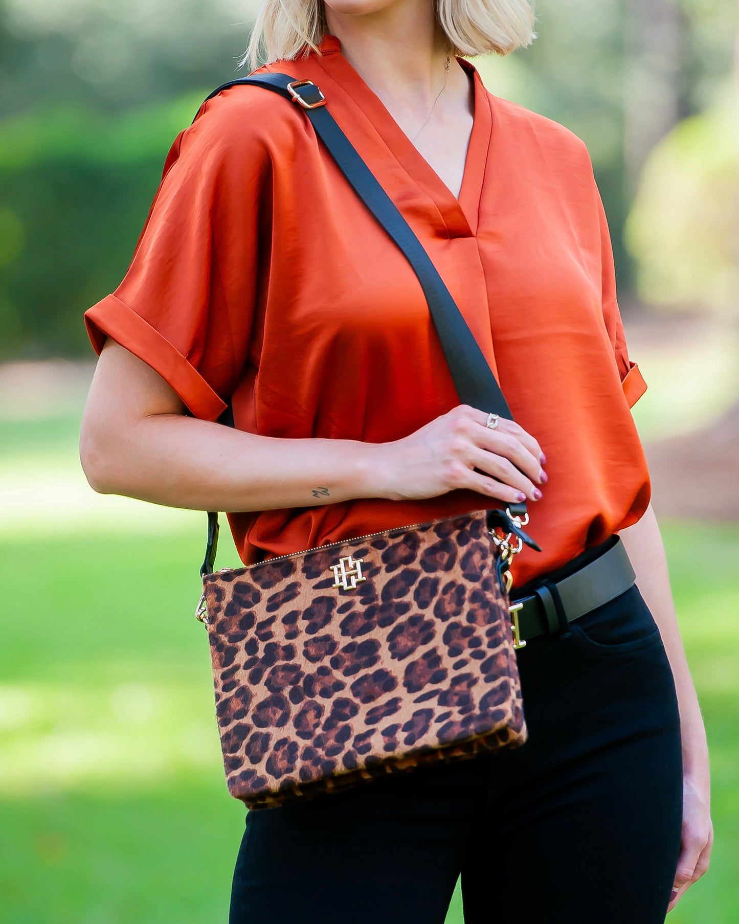Ariana Crossbody Spotted Saddle